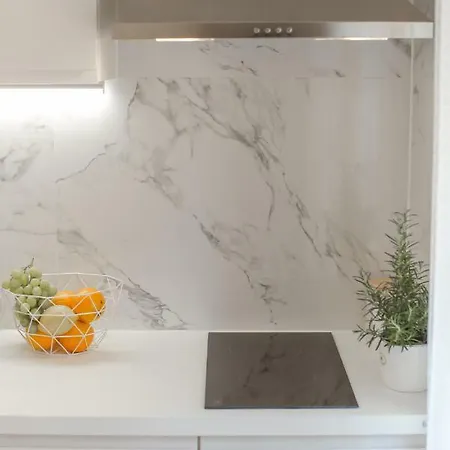 Διαμέρισμα Enjoy Split, New In The Center With A Private Garden Σπλιτ