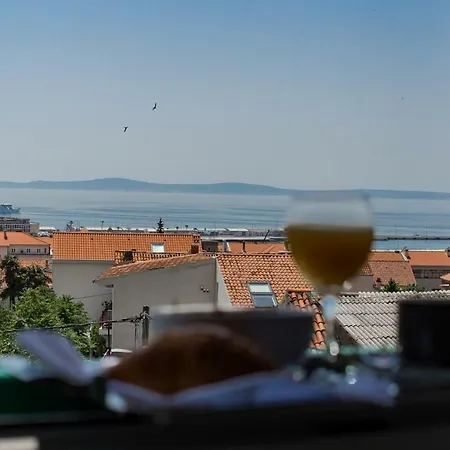 Daire Enjoy Split, New In The Center With A Private Garden *