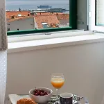 Enjoy Split, New In The Center With A Private Garden *