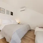 Apartamento Enjoy Split, New In The Center With A Private Garden Split