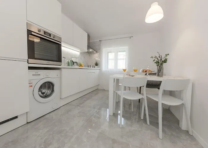 Apartamento Enjoy Split, New In The Center With A Private Garden *