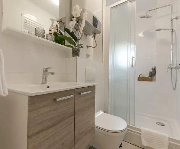 Enjoy Split, New In The Center With A Private Garden Apartamento *