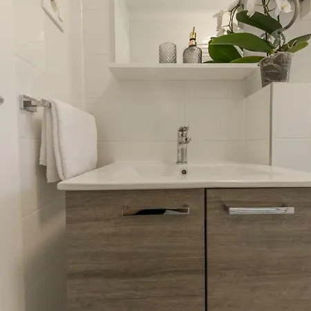 Lejlighed Enjoy Split, New In The Center With A Private Garden *